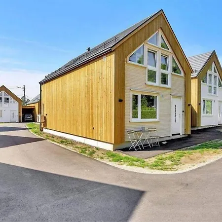 Nybygd Feriebolig Rett Ved Til Leie!