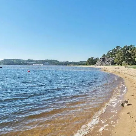 Nybygd Feriebolig Rett Ved Til Leie!