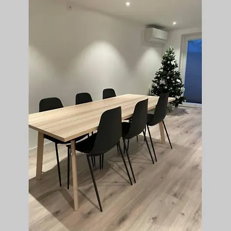 Nybygd Feriebolig Rett Ved Til Leie! Holiday home Kristiansand
