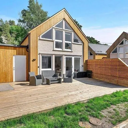 Nybygd Feriebolig Rett Ved Til Leie! *